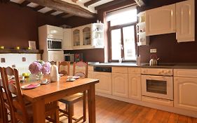 Spacious Holiday Home with Garden in Voeren